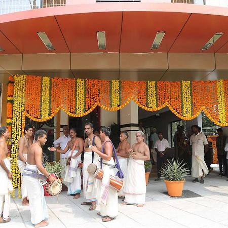 Devanganam Residency Hotel Guruvāyūr Exterior foto